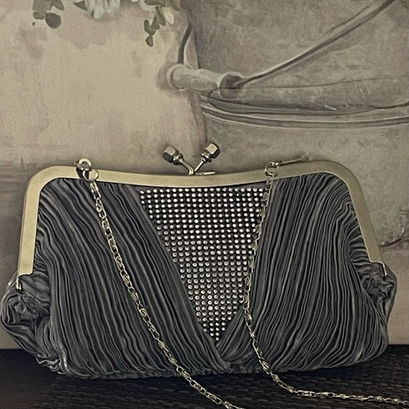 Vintage Gray Pleated Silver Sequins Detachable Chain Clutch/Crossbody Purse - Picture 1 of 7